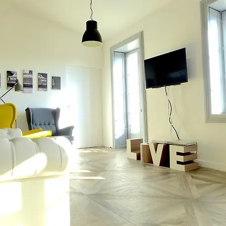 Saint-exupery Apartment